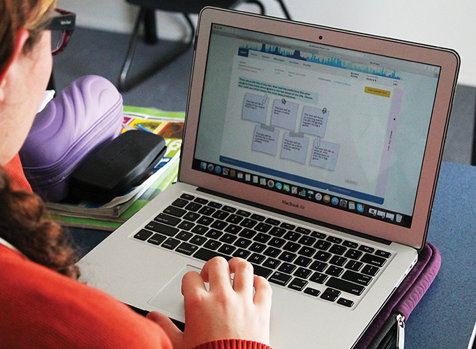 Livingstone student using WordFlyers